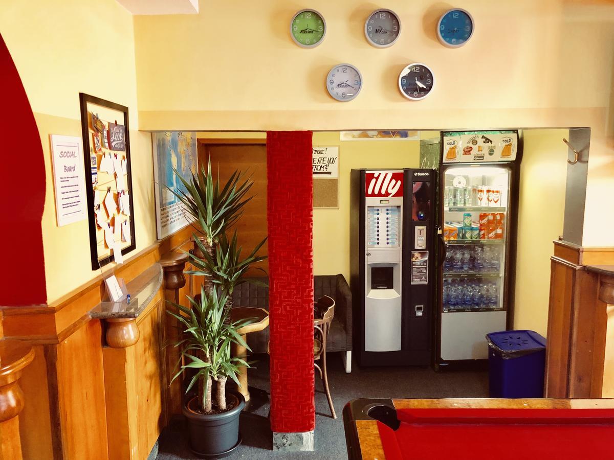Aladin Hostel Λιουμπλιάνα Εξωτερικό φωτογραφία