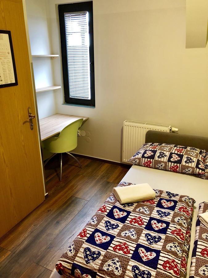Aladin Hostel Λιουμπλιάνα Εξωτερικό φωτογραφία