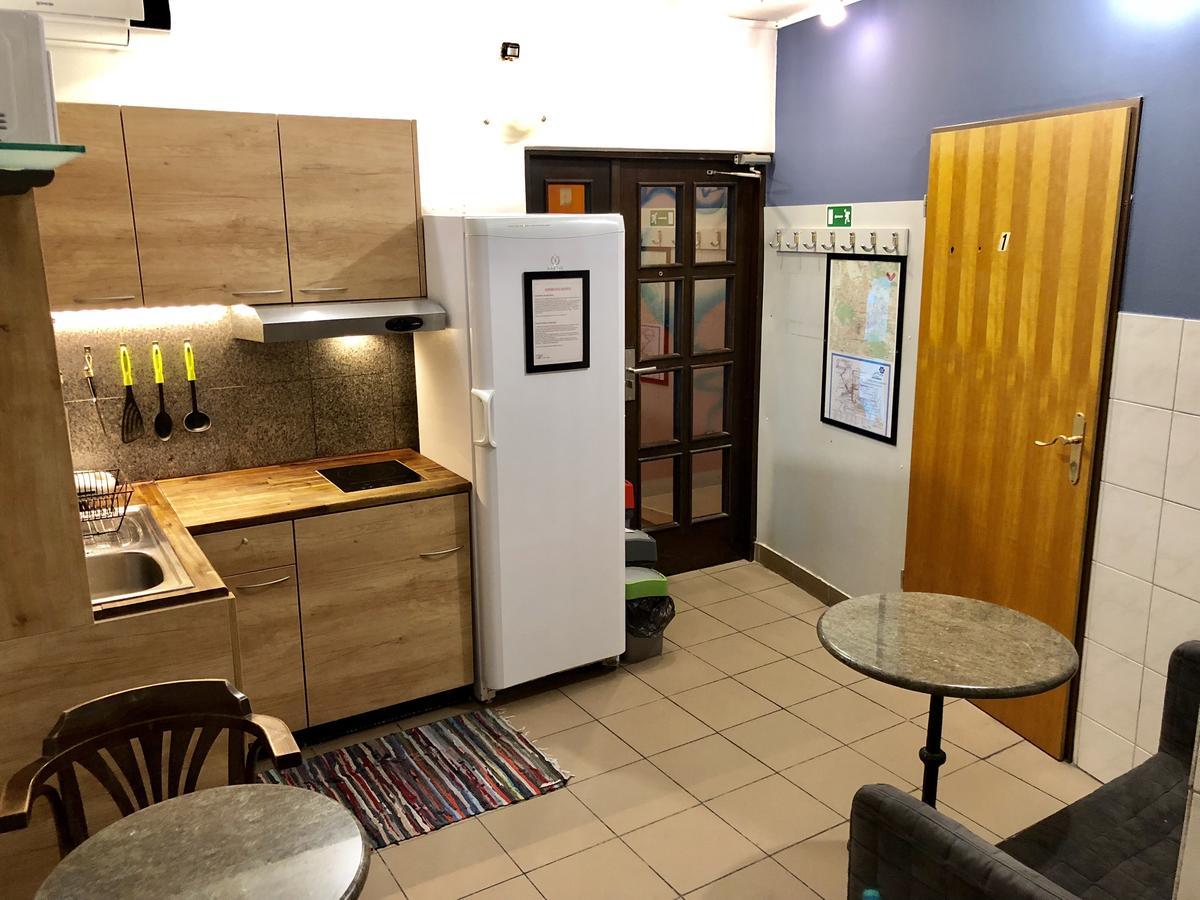 Aladin Hostel Λιουμπλιάνα Εξωτερικό φωτογραφία