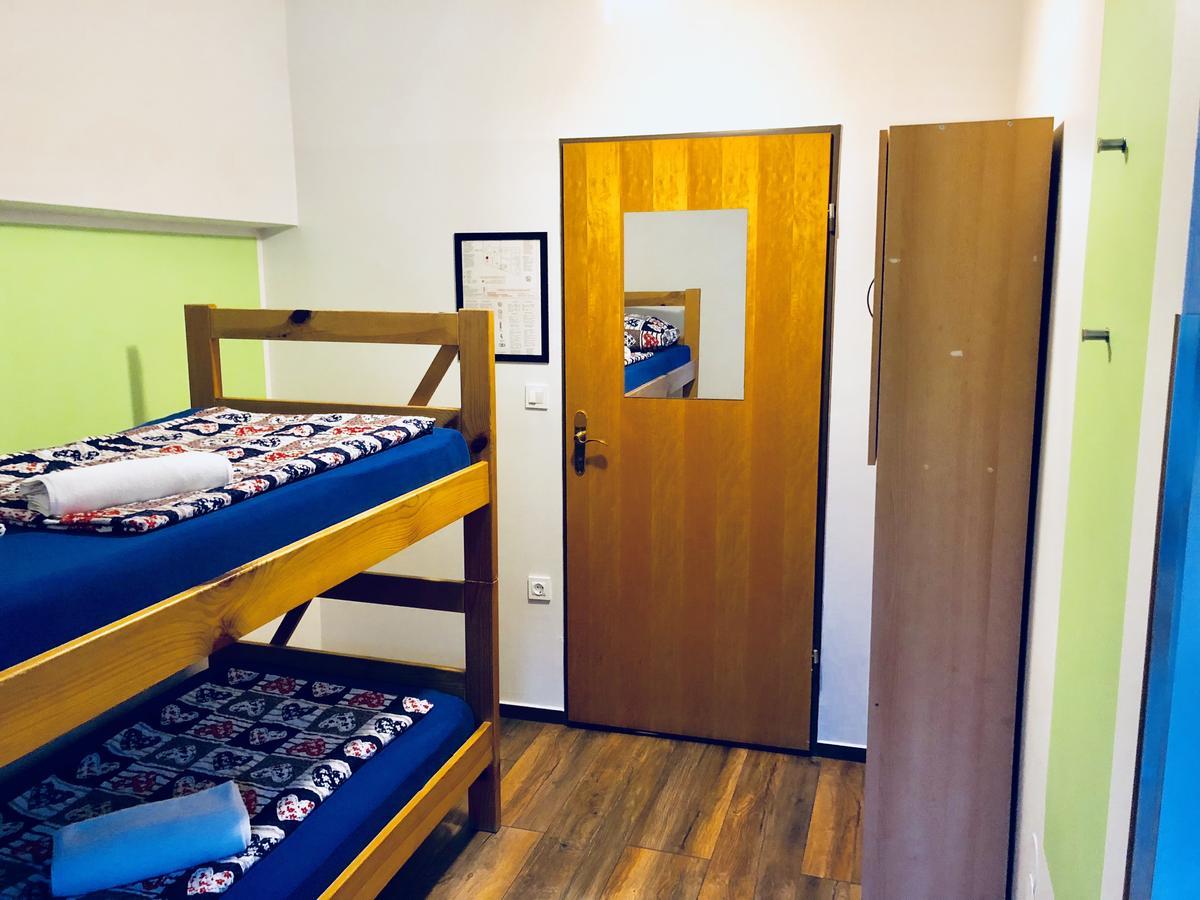 Aladin Hostel Λιουμπλιάνα Εξωτερικό φωτογραφία