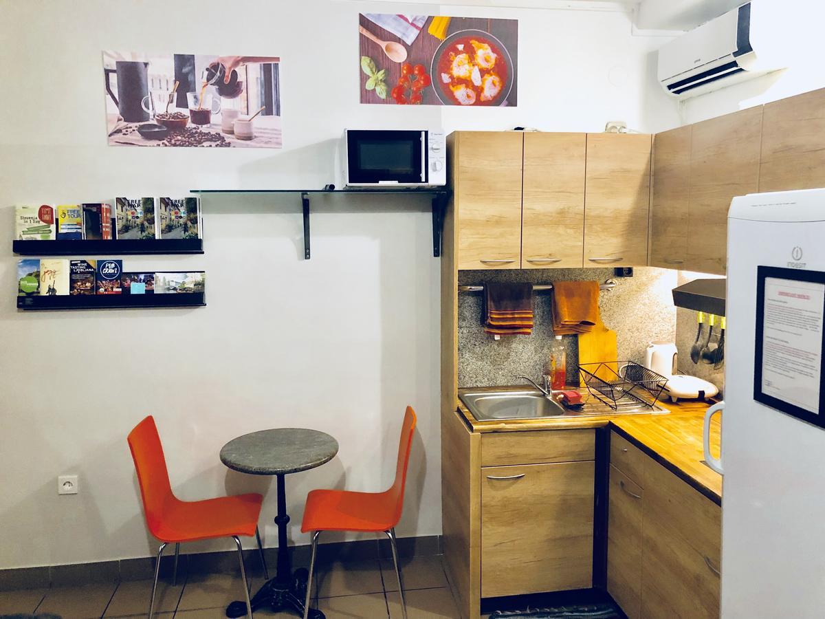 Aladin Hostel Λιουμπλιάνα Εξωτερικό φωτογραφία