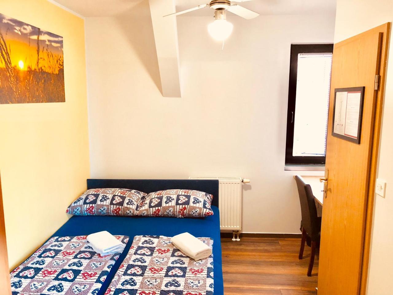 Aladin Hostel Λιουμπλιάνα Εξωτερικό φωτογραφία